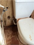 05 Toilet